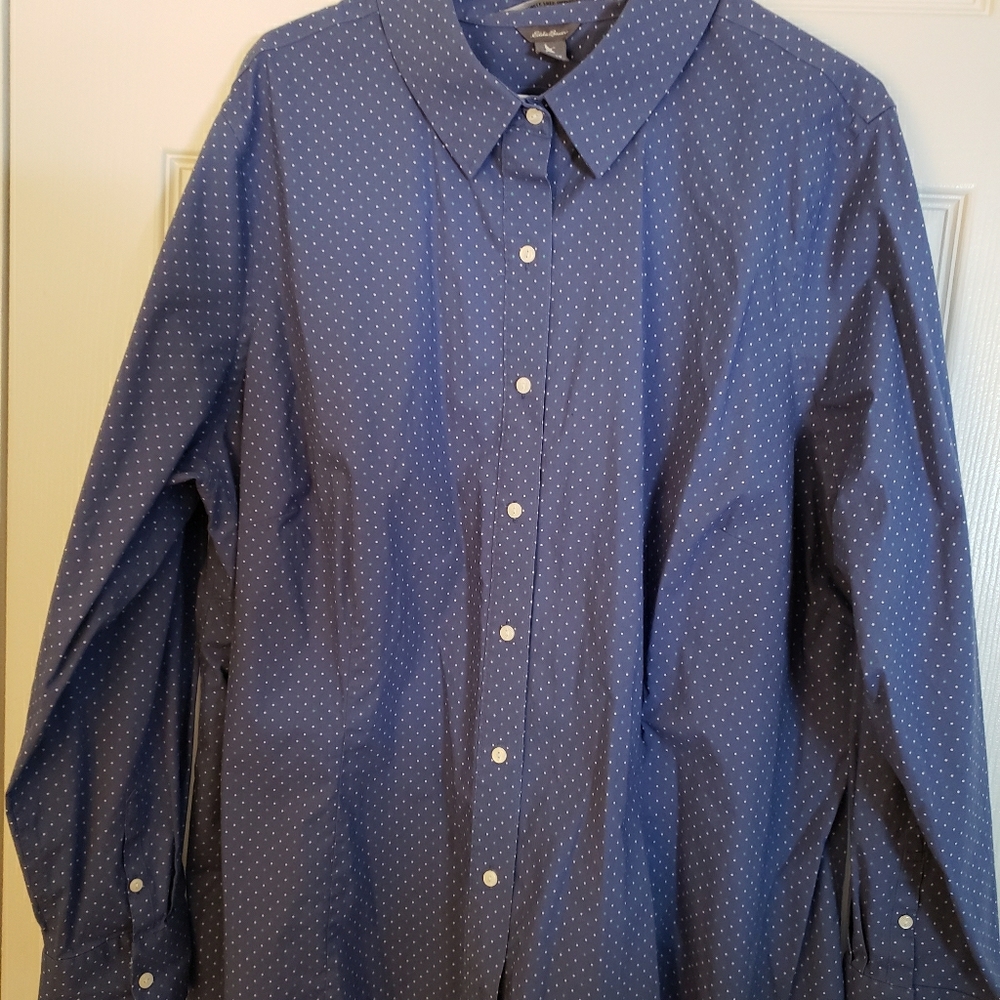 3x Blue polka dot button down tunic